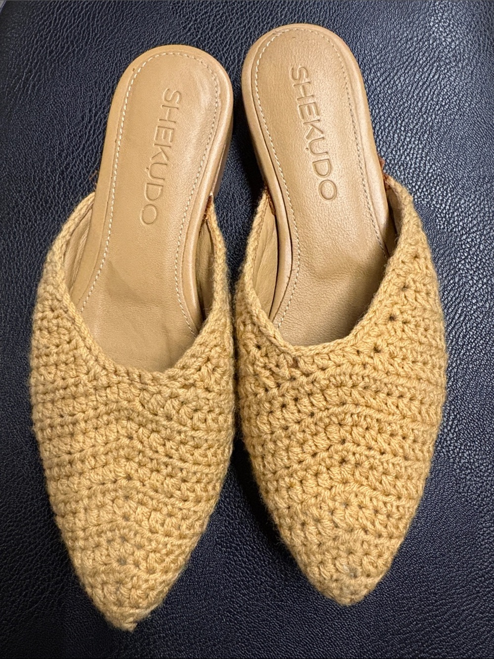 Shekudo Women's Woven Pointed Mule - Mustard Tan